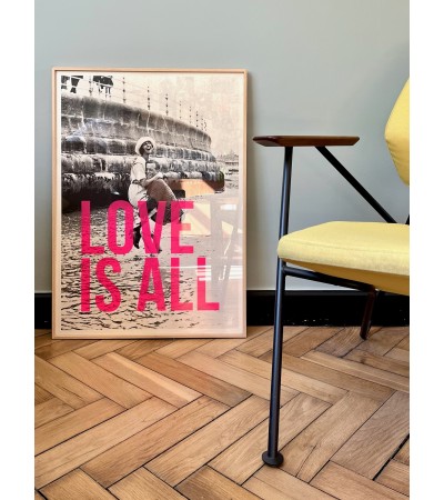 POSTER LOVE IS ALL