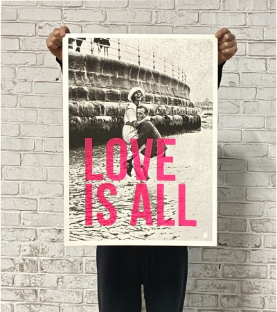 POSTER LOVE IS ALL